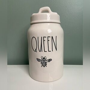 Rae Dunn Queen Bee Canister